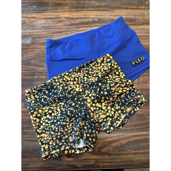 Fleo Pants - Fleo‎ Athletics Shorts Medium Athletic Gym Workout Running Blue Floral Bundle